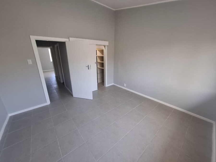 2 Bedroom Property for Sale in Cambridge West Eastern Cape